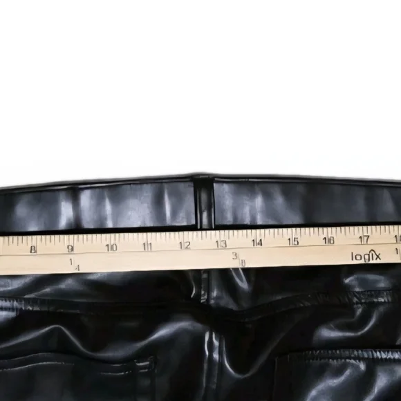 NWT Abercrombie Curve Love Vegan Leather ’90s Straight Pants Ultra High Rise - Picture 6 of 9